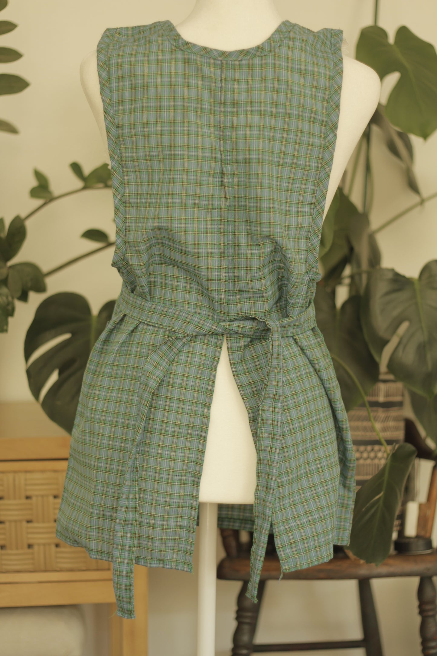 Elena Apron | Green (size 34)