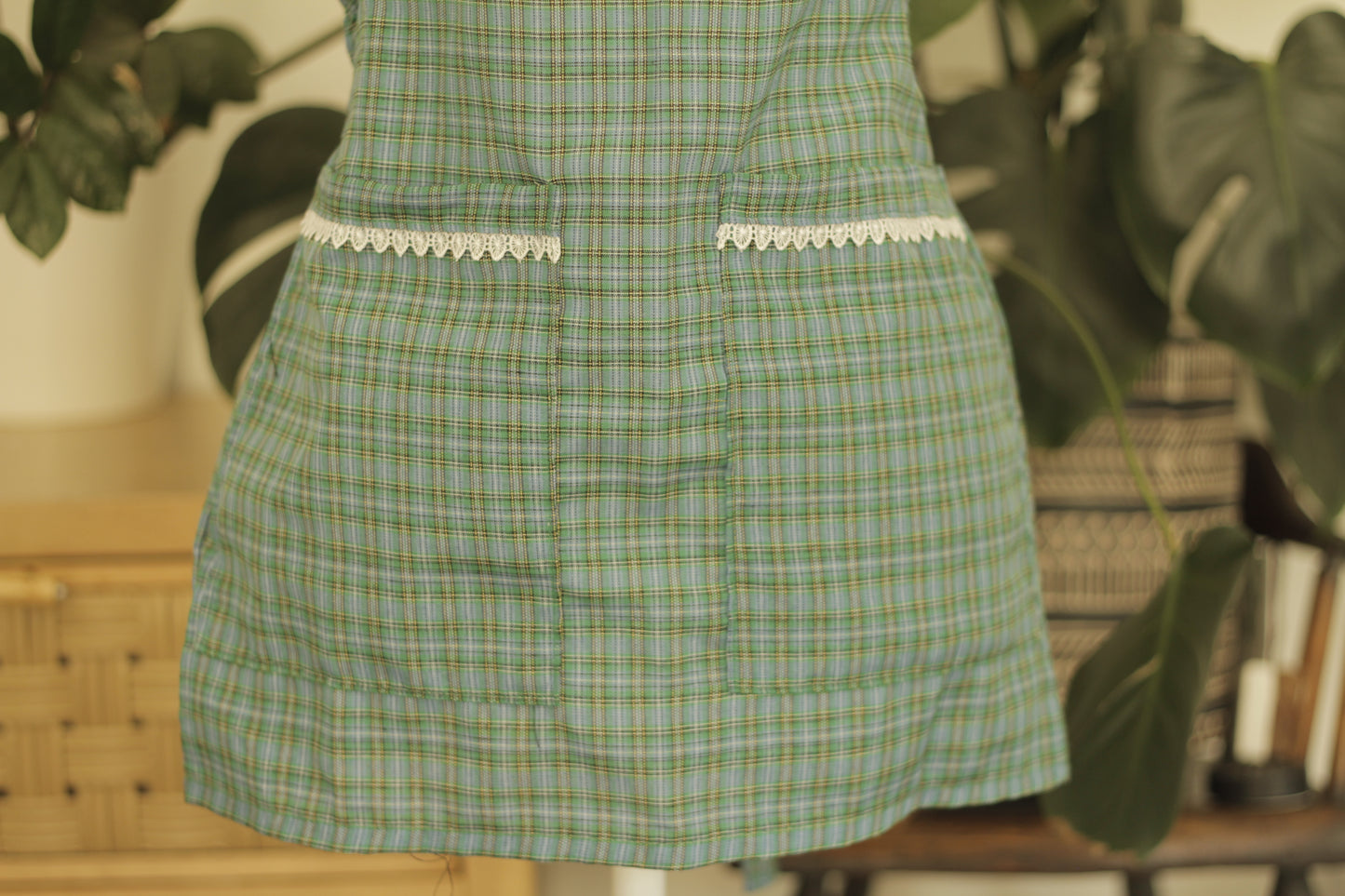 Elena Apron | Green (size 34)