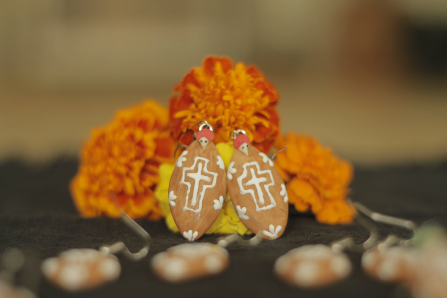 Pan de Muerto con Cruz Earring