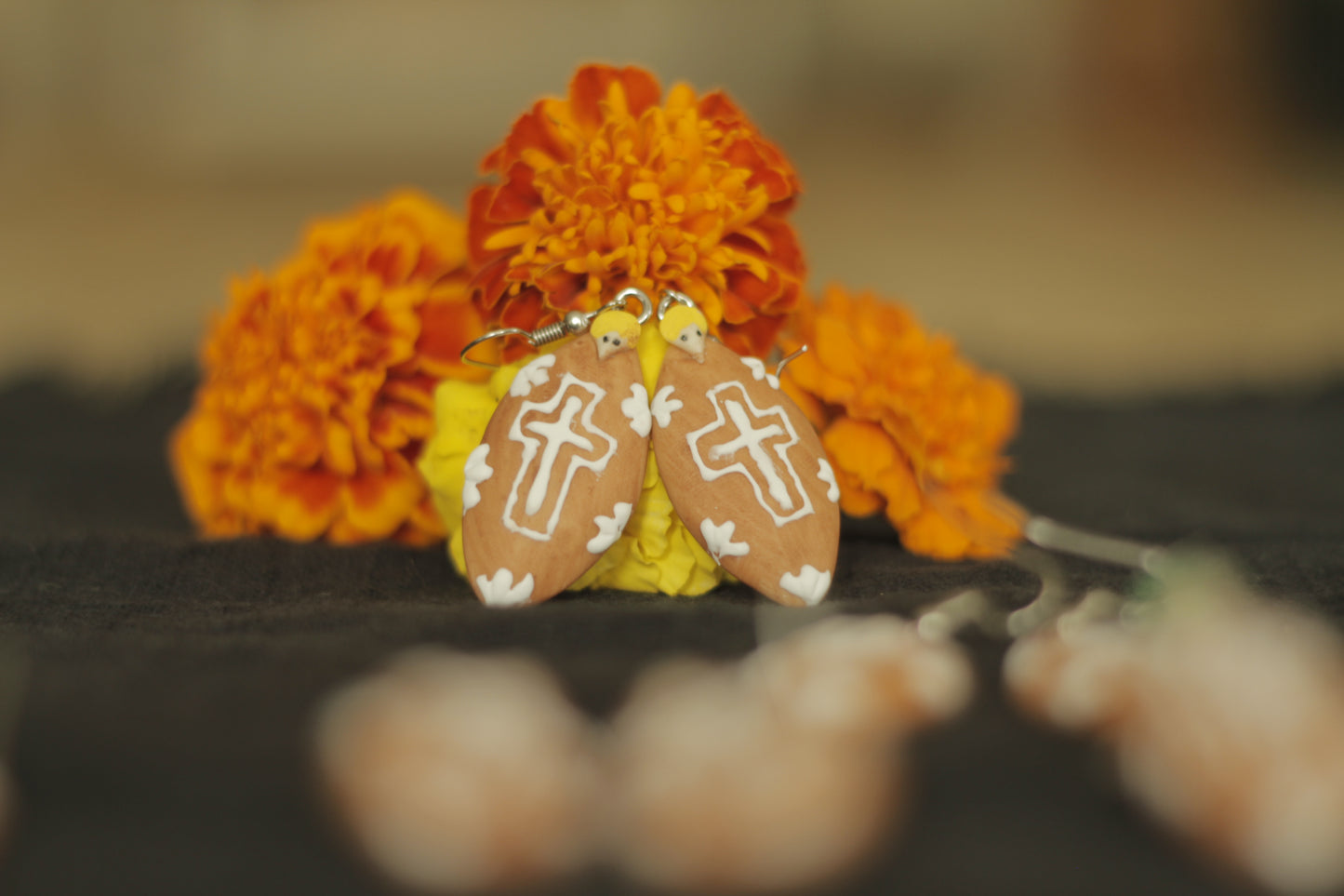Pan de Muerto con Cruz Earring
