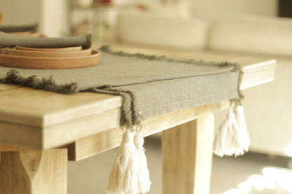 Table Runner with Tassles | Verde Bosque