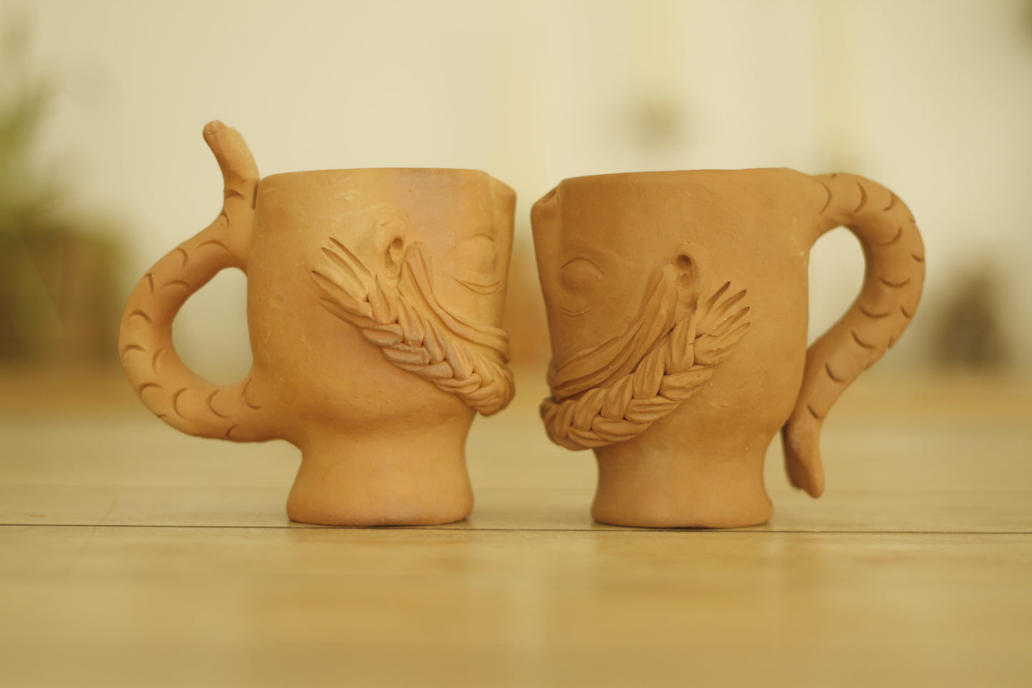 Teresita Mug Tall | Fish Handle Down