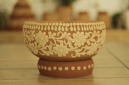 Gaytan Embroidered Wide Mouth Vase w Base | **Fissured Ring** ( See pictures)