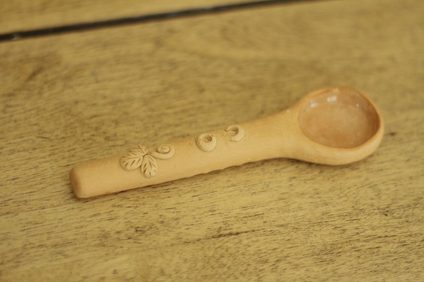 Gaytan Embroidered Natural Spoons