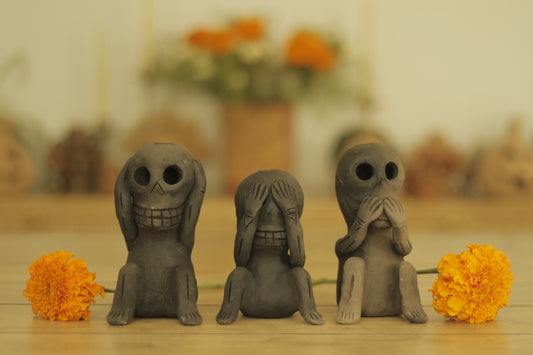 Calaverita Candleholder Set | See, Hear, Speak No Evil