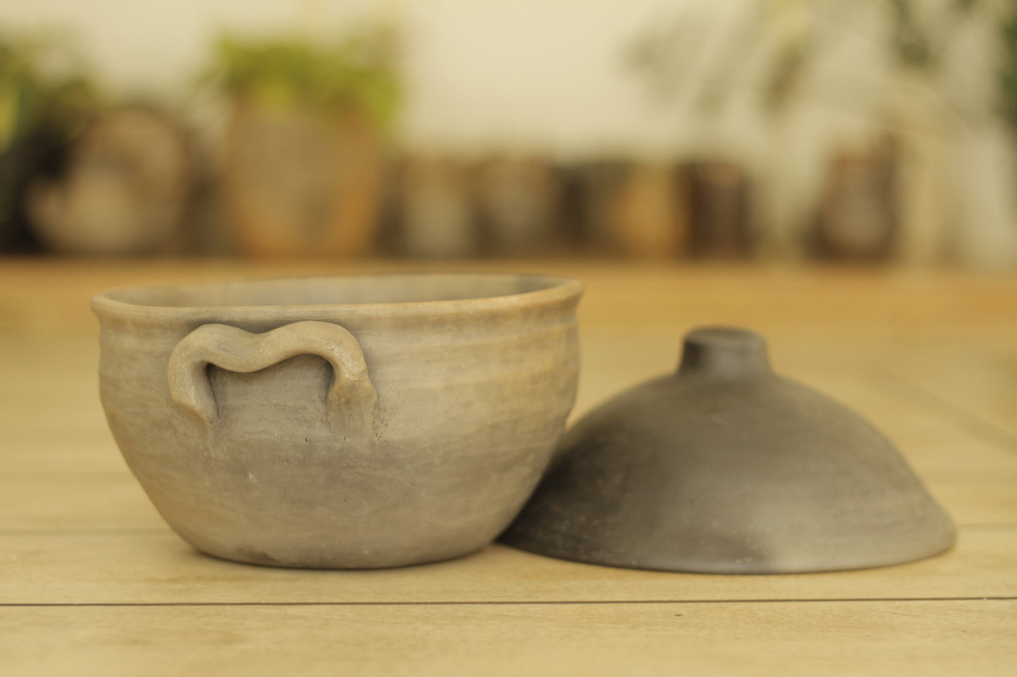 Copycha Pot with Lid