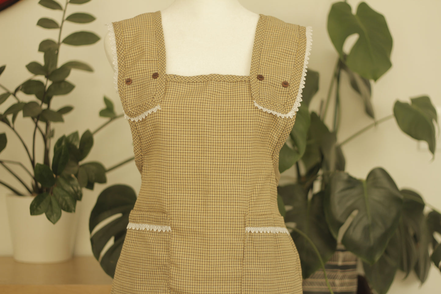 Elena Apron Brown | Size M & L