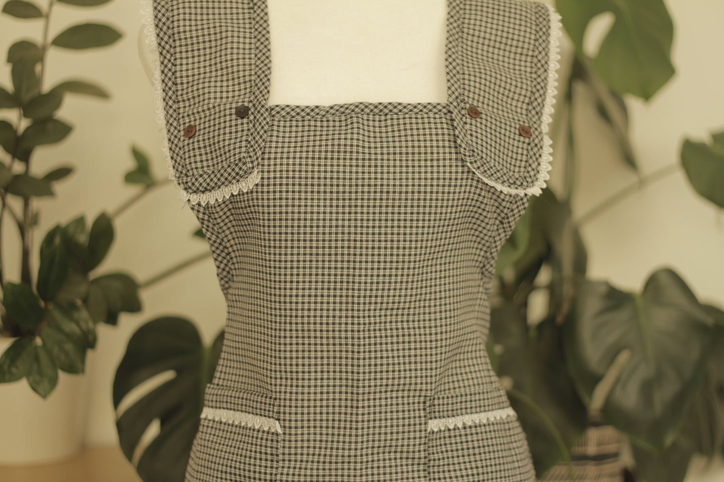 Elena Apron B&W | Size M