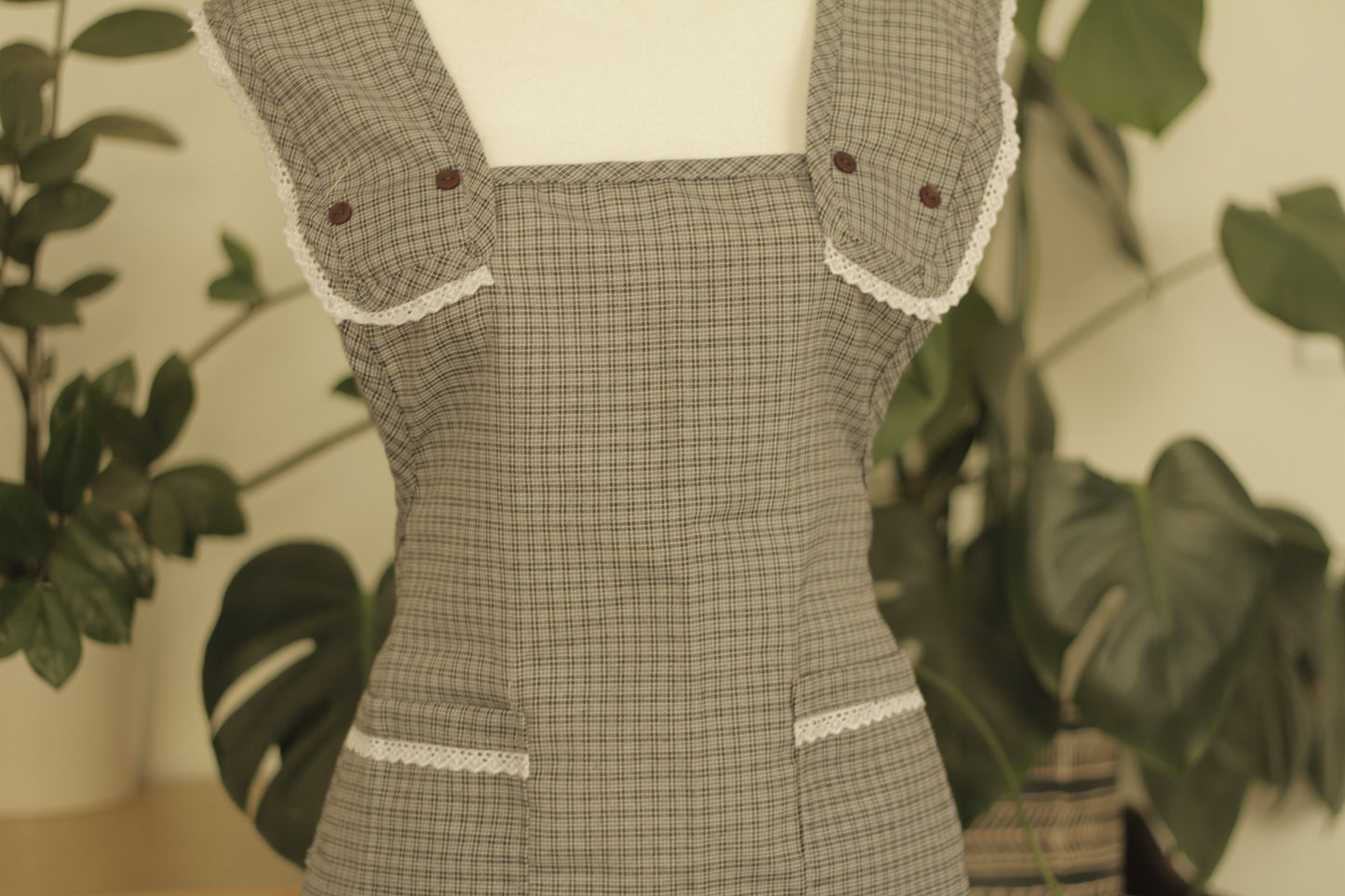 Elena Apron Black & Grey | Size M