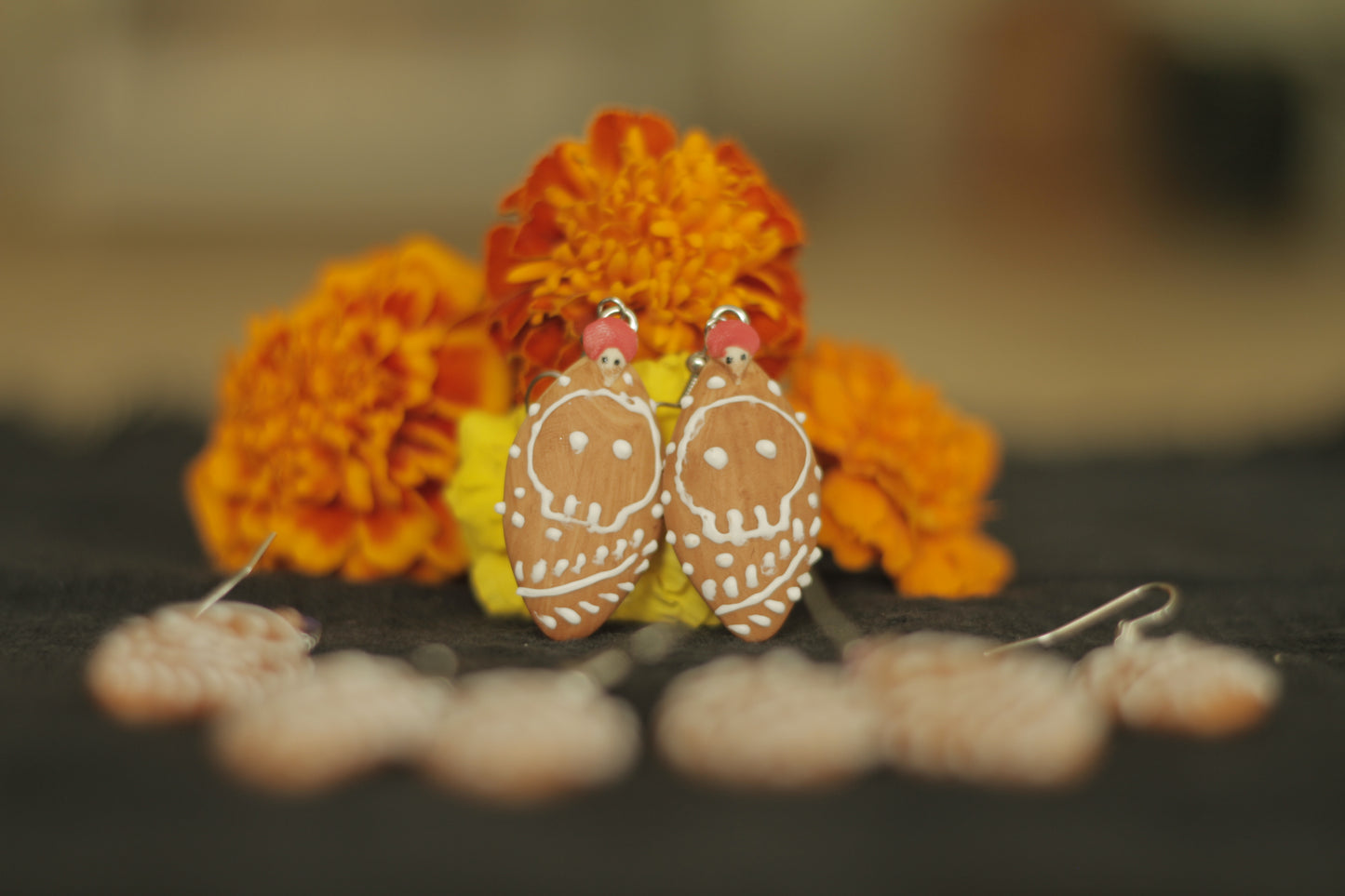 Pan de Muerto con Calavera Earring