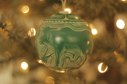 Hand Carved Jicara Ornaments | Verde